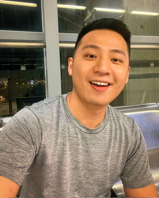 孤獨的男人的第三张照片--梅州相亲服务中心