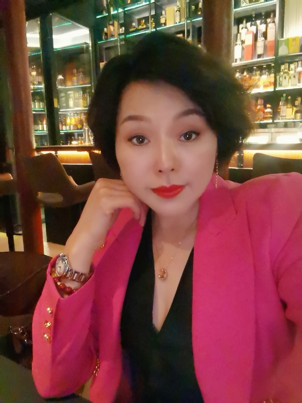 feng的第一张照片--梅州相亲服务中心