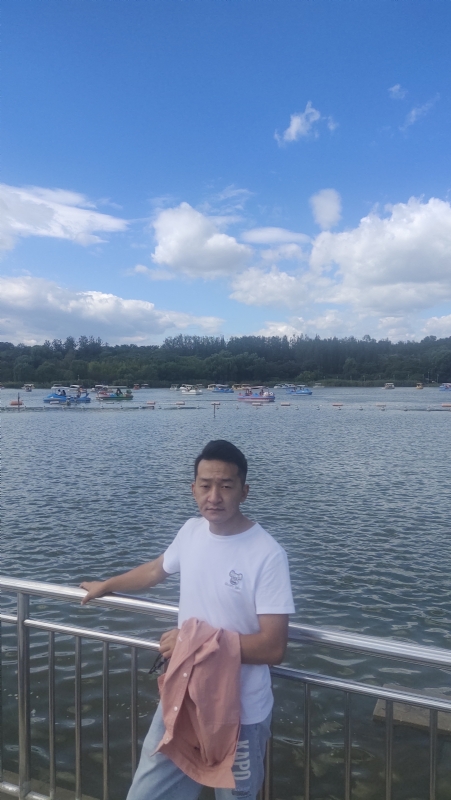 脱了壳的龟的第一张照片--梅州相亲服务中心