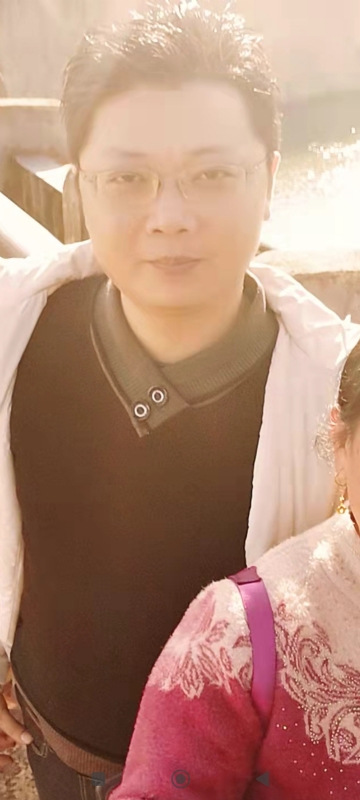 邓生的第二张照片--梅州相亲服务中心