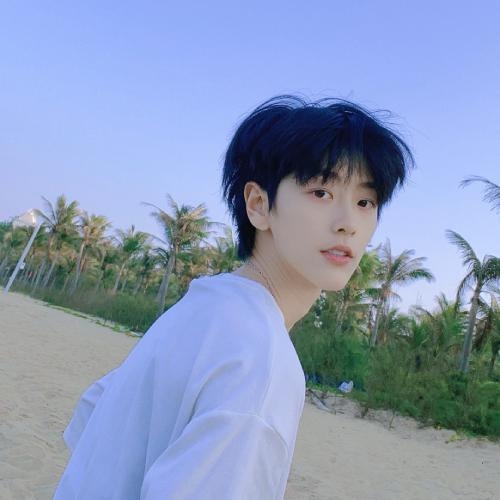 允执其中2024的第一张照片--梅州相亲服务中心