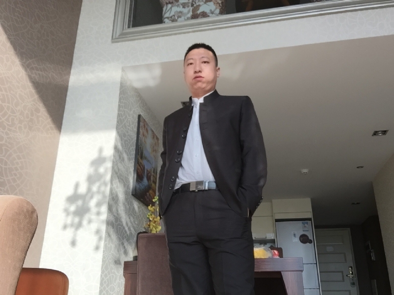 雅小炁的第一张照片--梅州相亲服务中心