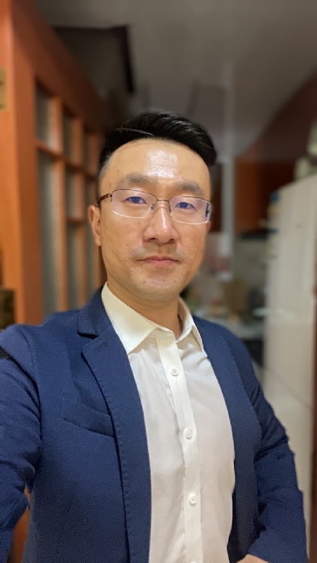 笑看人生的第一张照片--梅州相亲服务中心