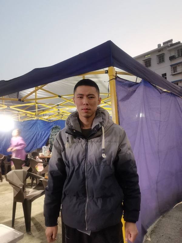 谁谁谁的第一张照片--梅州相亲服务中心