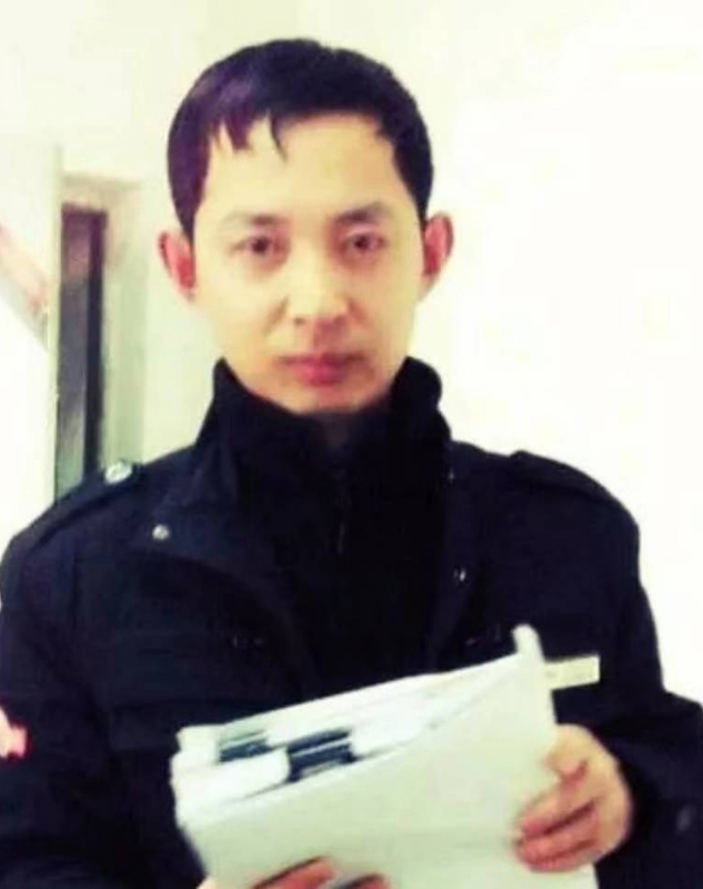 风雨中有你的第一张照片--梅州相亲服务中心