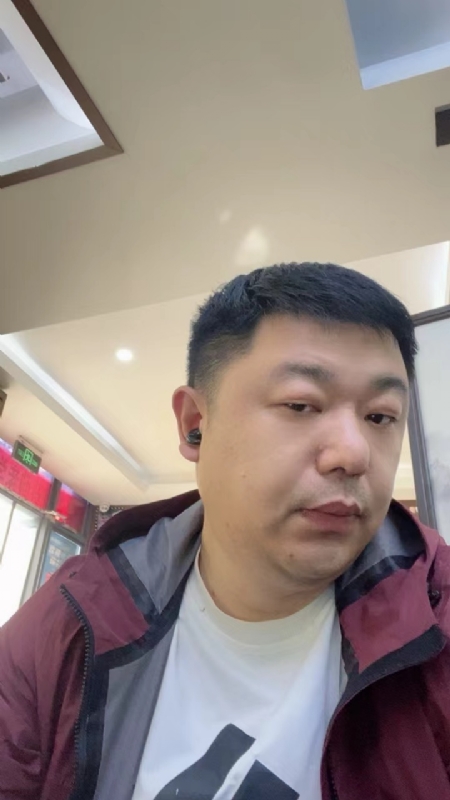 城市有爱的第一张照片--梅州相亲服务中心