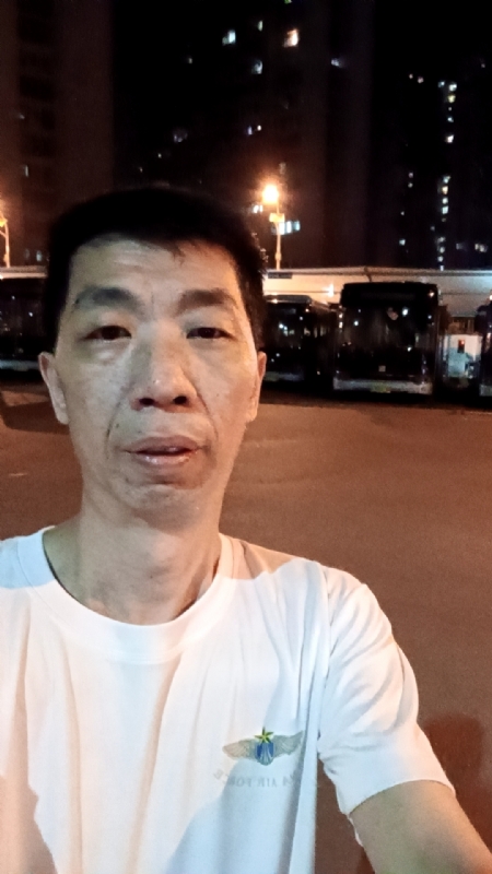 小丑的第一张照片--梅州相亲服务中心