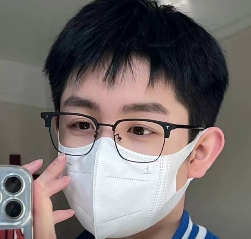 甜甜男孩的第一张照片--梅州相亲服务中心