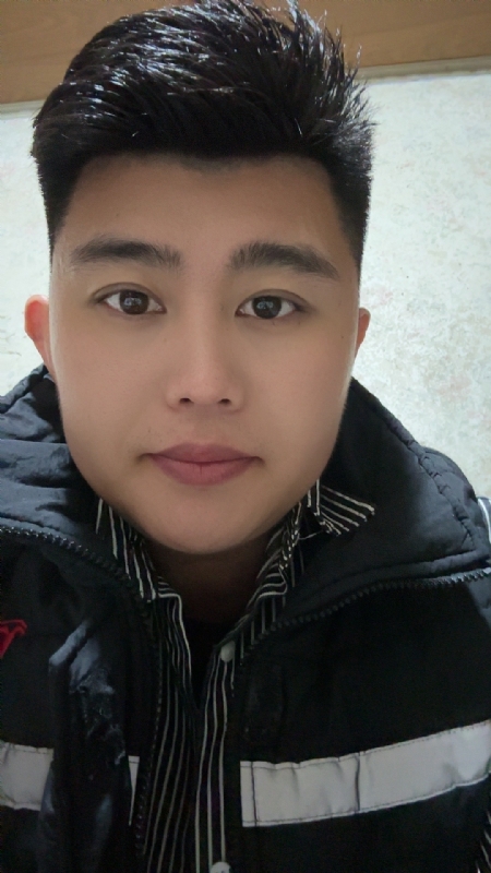 啊政的第一张照片--梅州相亲服务中心