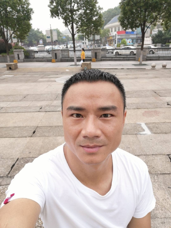 水木年华的第三张照片--梅州相亲服务中心