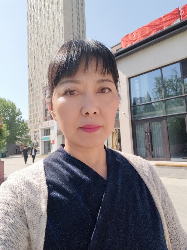 天山雪莲的第一张照片--梅州相亲服务中心