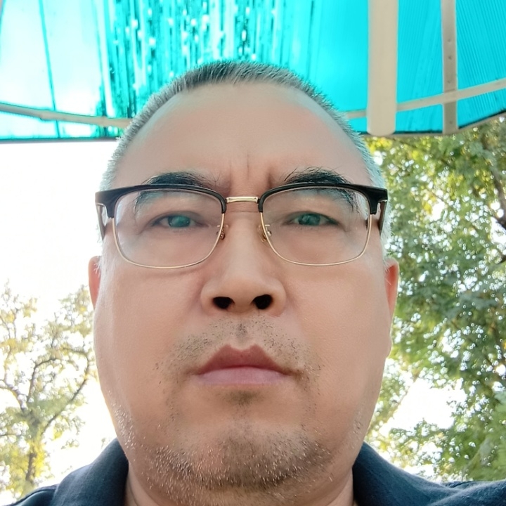 绿萝的第一张照片--梅州相亲服务中心