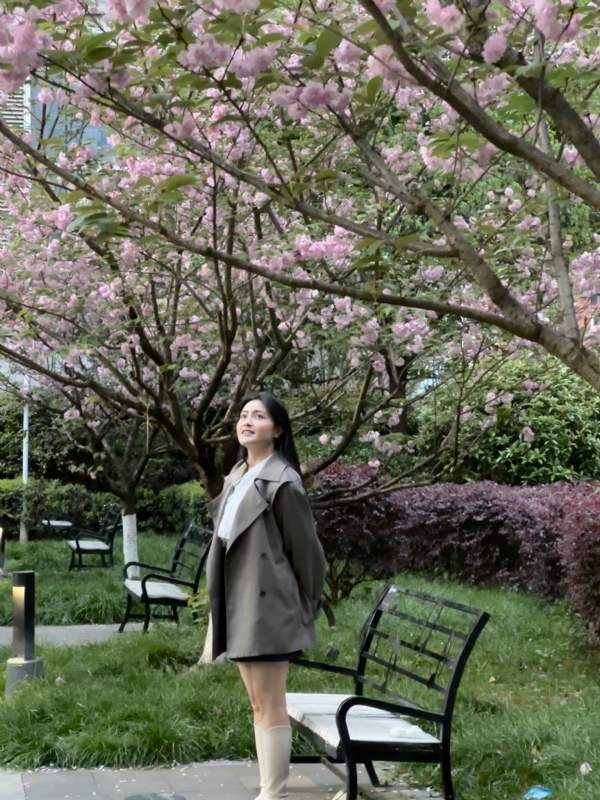 方方方的第二张照片--梅州相亲服务中心