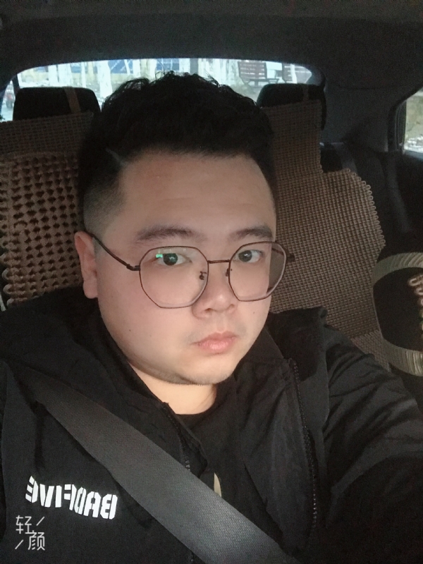 欢笑的第一张照片--梅州相亲服务中心