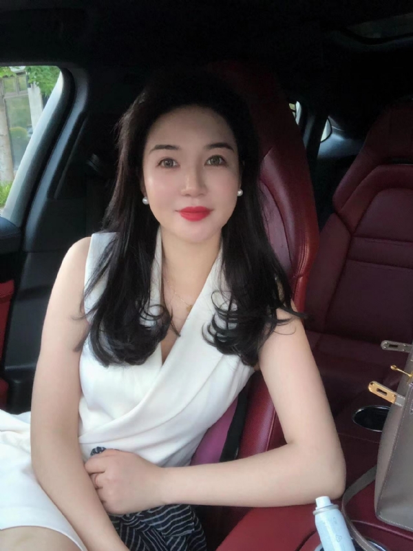 小雨的第一张照片--梅州相亲服务中心