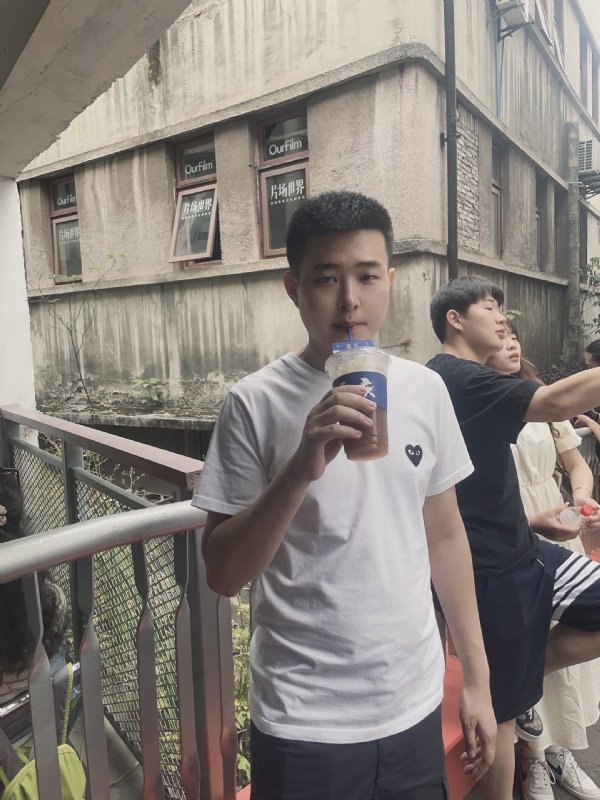 尚龙的第二张照片--梅州相亲服务中心