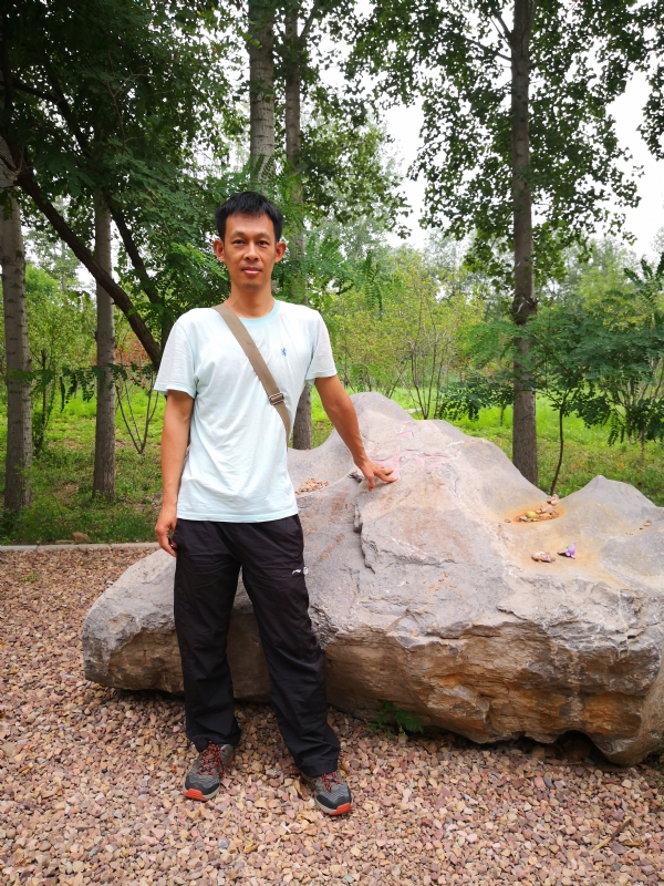 宠辱不惊的第一张照片--梅州相亲服务中心