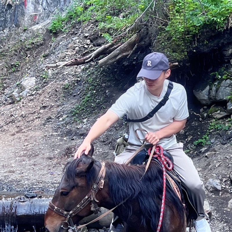 蓦然回首的第二张照片--梅州相亲服务中心