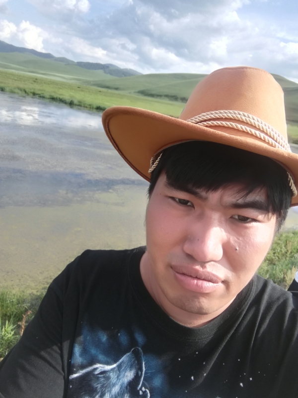 LOVE的誓言的第一张照片--梅州相亲服务中心