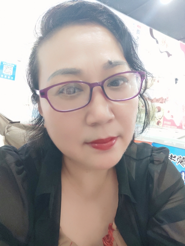 娜财娜福的第一张照片--梅州相亲服务中心