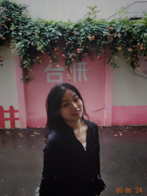 范范的丸子头的第一张照片--梅州相亲服务中心