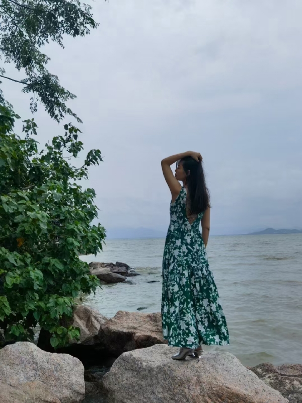 甜以待人的第四张照片--梅州相亲服务中心