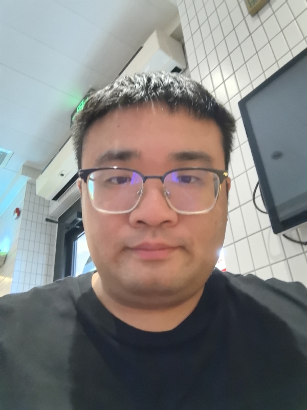 君临天下的第三张照片--梅州相亲服务中心