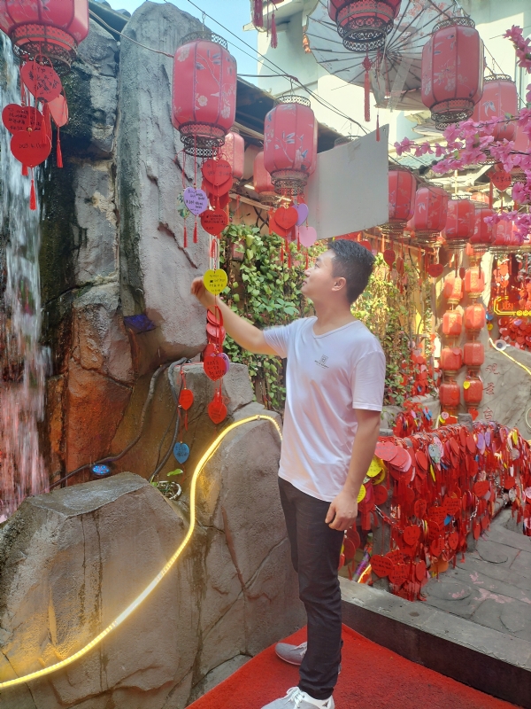 时间不语的第一张照片--梅州相亲服务中心