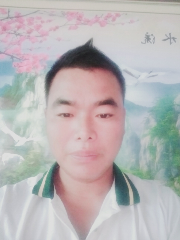 阳光男孩的第二张照片--梅州相亲服务中心