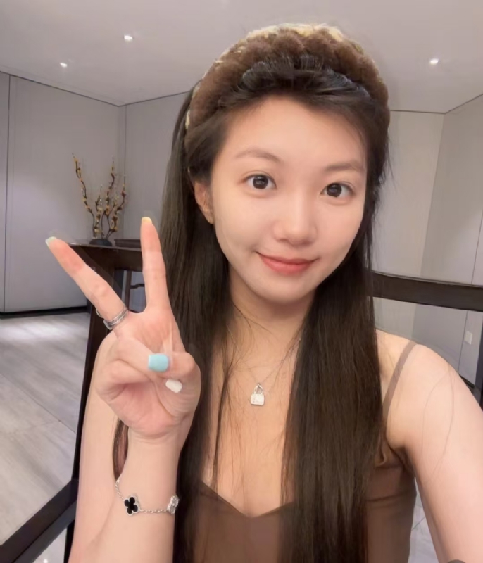 歌谣的第一张照片--梅州相亲服务中心