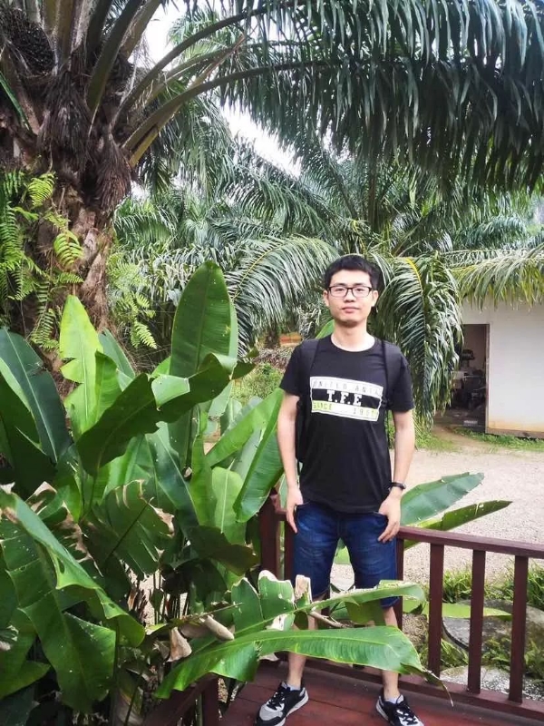 不走心的第一张照片--梅州相亲服务中心