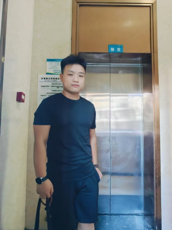 JCY的第一张照片--梅州相亲服务中心