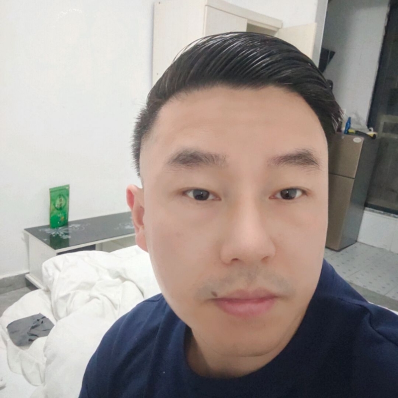 Poluk秦的第一张照片--梅州相亲服务中心