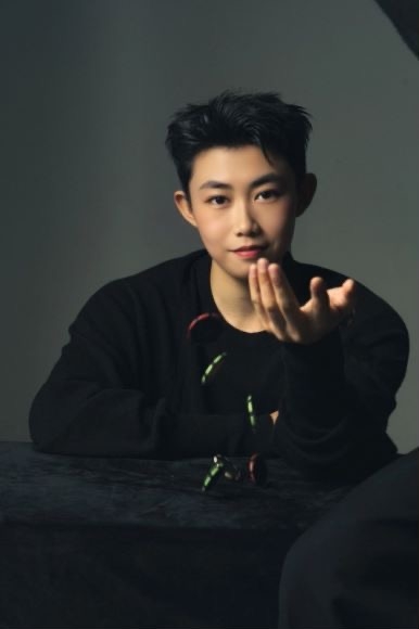 阳阳的第一张照片--梅州相亲服务中心