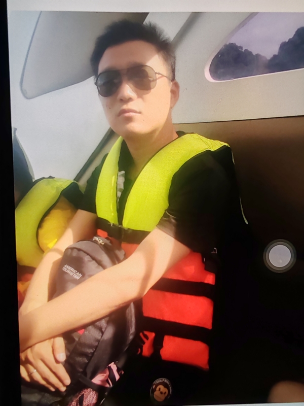 座看烟霞散的第一张照片--梅州相亲服务中心