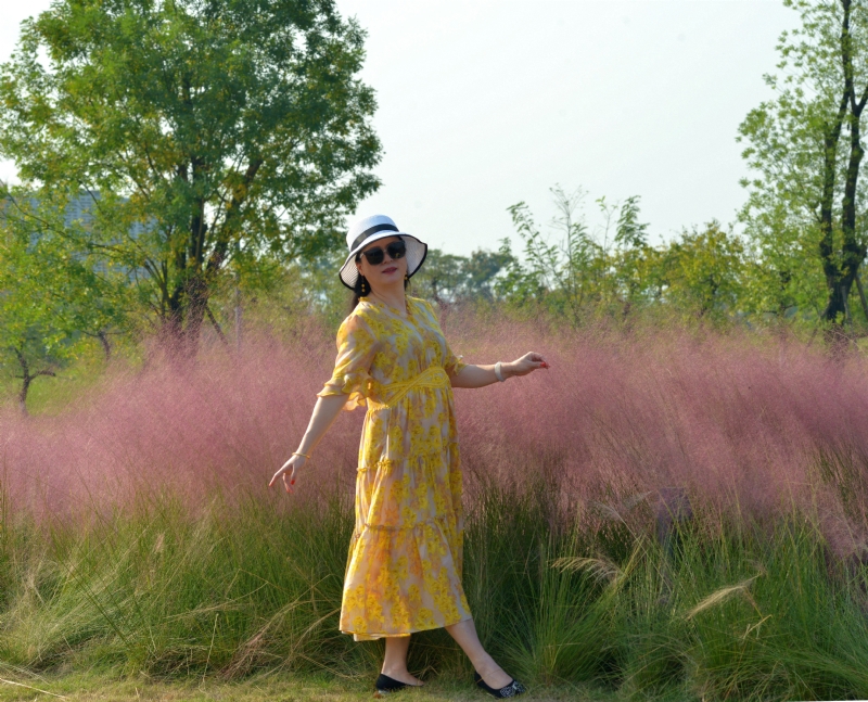 阿红的第一张照片--梅州相亲服务中心