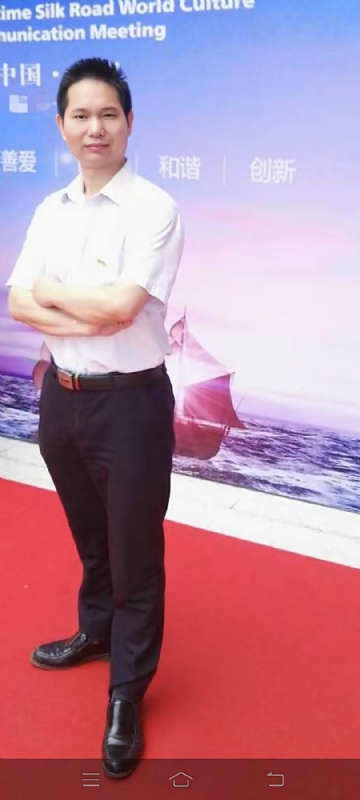 玉树临风的第一张照片--梅州相亲服务中心