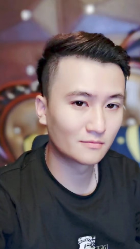 ToTheMoon的第一张照片--梅州相亲服务中心