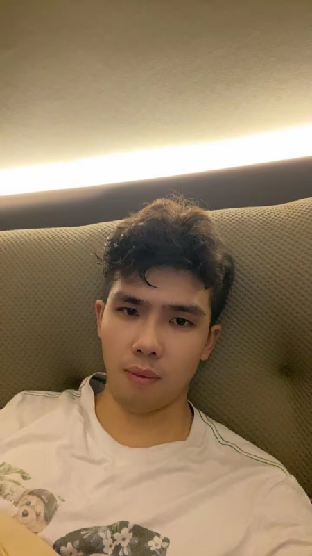 阿龙设计师的第一张照片--梅州相亲服务中心