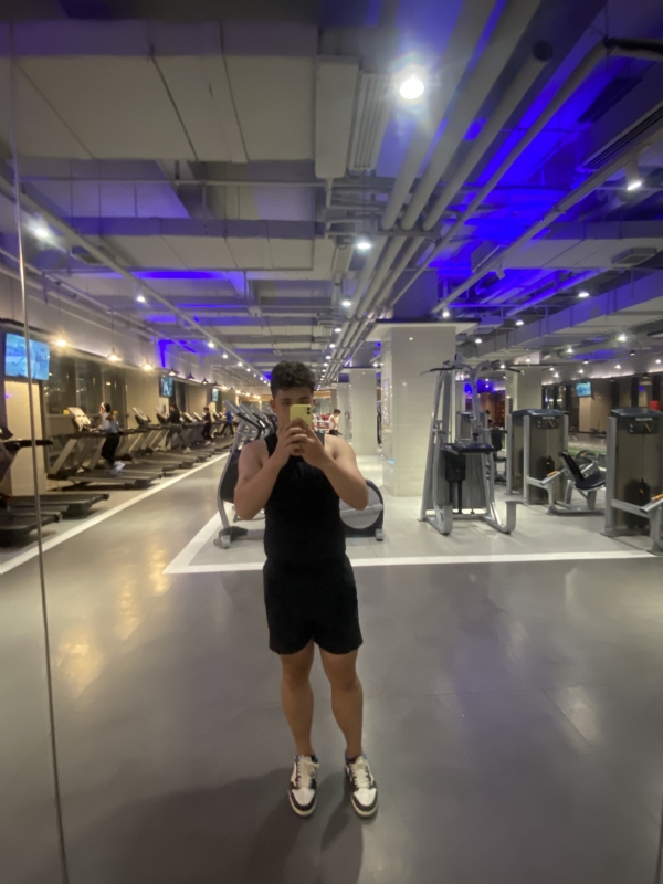 阿龙设计师的第六张照片--梅州相亲服务中心