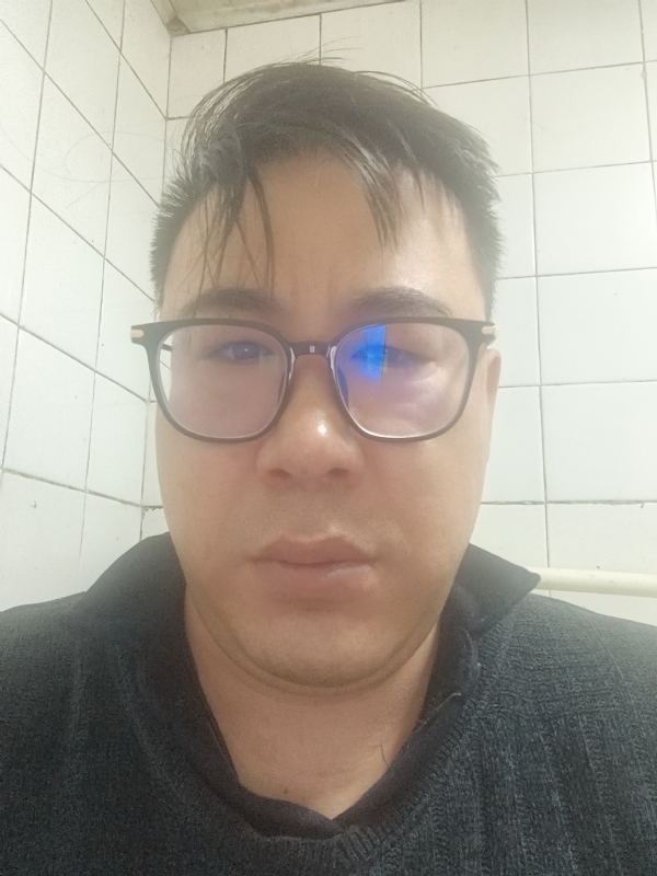 迷失自我的第一张照片--梅州相亲服务中心