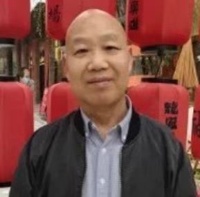 教师作家诗人的第一张照片--梅州相亲服务中心