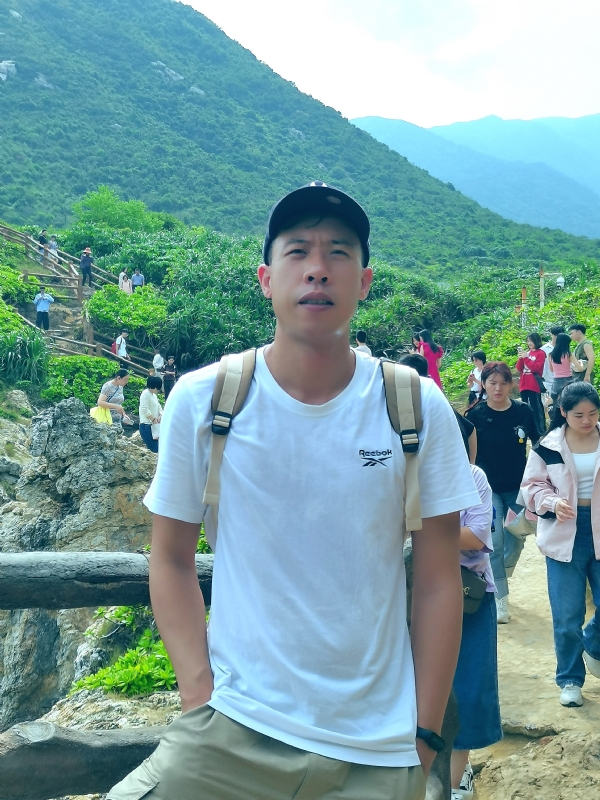 吴生的第一张照片--梅州相亲服务中心