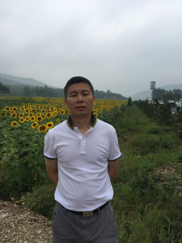 爱拼才会赢的大叔的第二张照片--梅州相亲服务中心