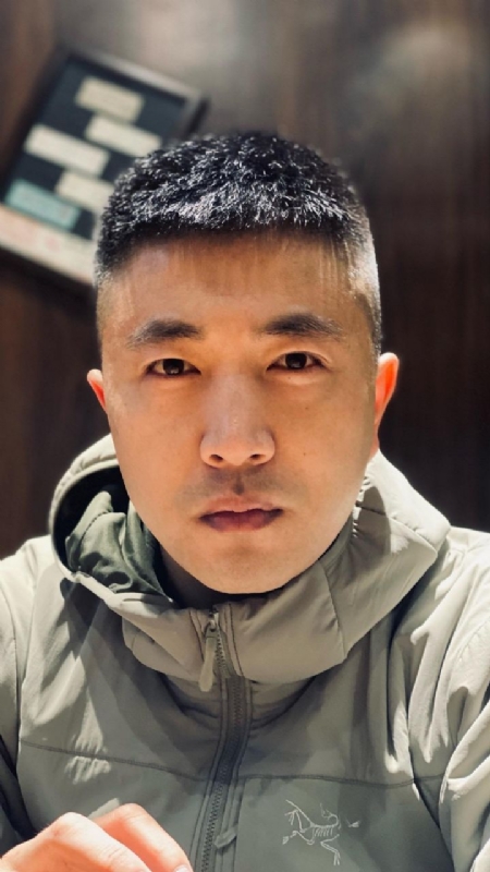 山中何缘的第一张照片--梅州相亲服务中心