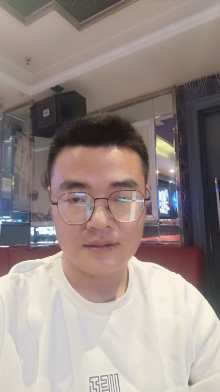 骑着蜗牛撵大象的第一张照片--梅州相亲服务中心