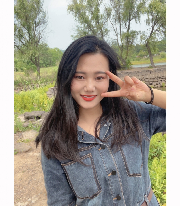 月亮的第一张照片--梅州相亲服务中心