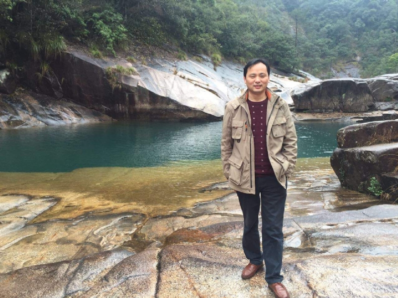 龙行天下的第一张照片--梅州相亲服务中心