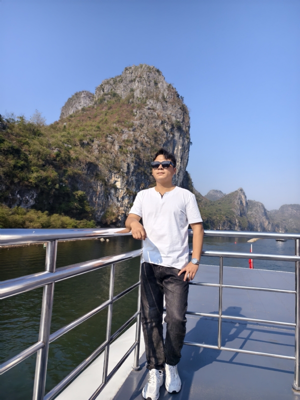 墨痕的第二张照片--梅州相亲服务中心