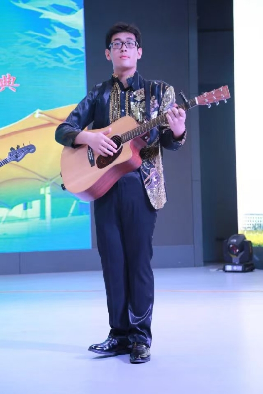 一叶知秋ZG的第一张照片--梅州相亲服务中心